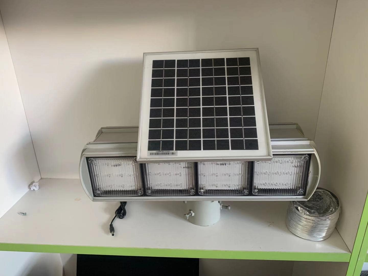 廠家生產(chǎn)的EVA太陽能光伏膜要滿足什么要求？