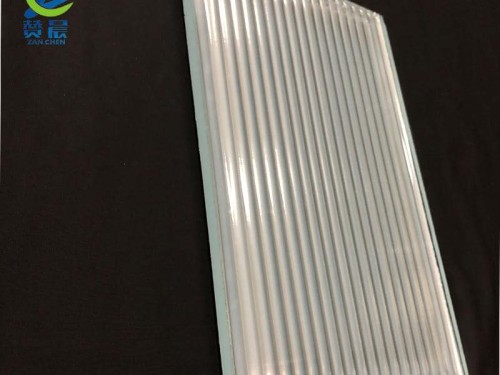 EVA玻璃夾膠膜融化溫度較低、流動性好